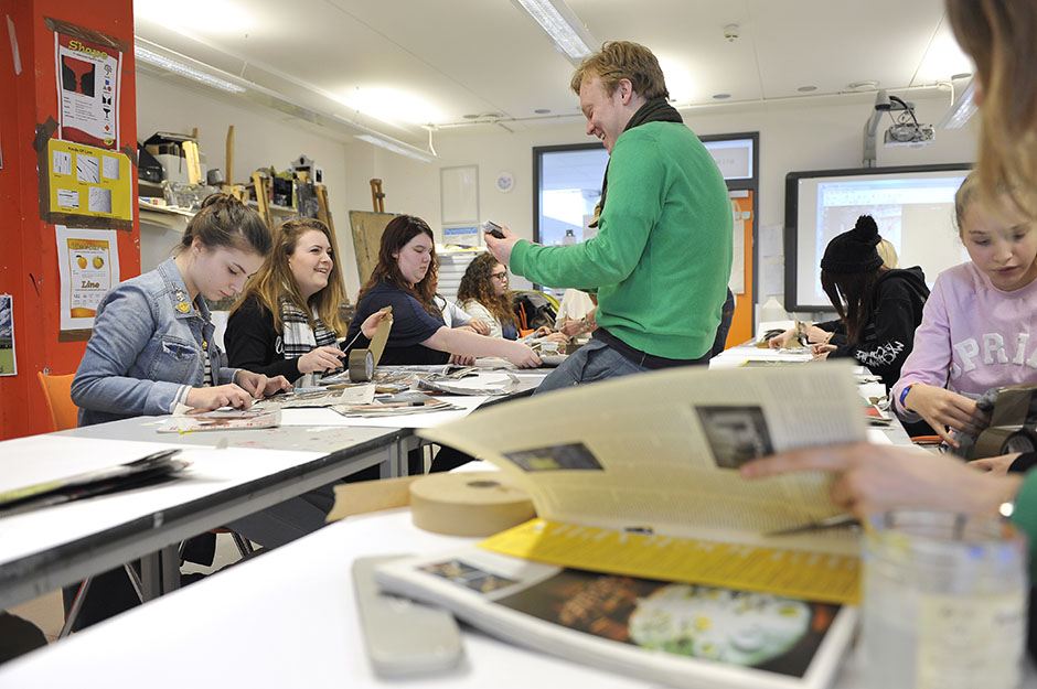 2015-02-14 National Art & Design Saturday Club: Paper furniture model masterclass at Sussex Coast College, Hastings, run by Alex Swain. Photo by Magnus Andersson www.magnus-andersson.com